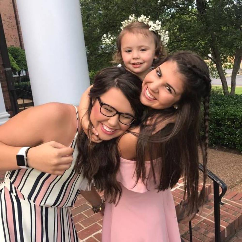 Meet your Posher, Aly brooke